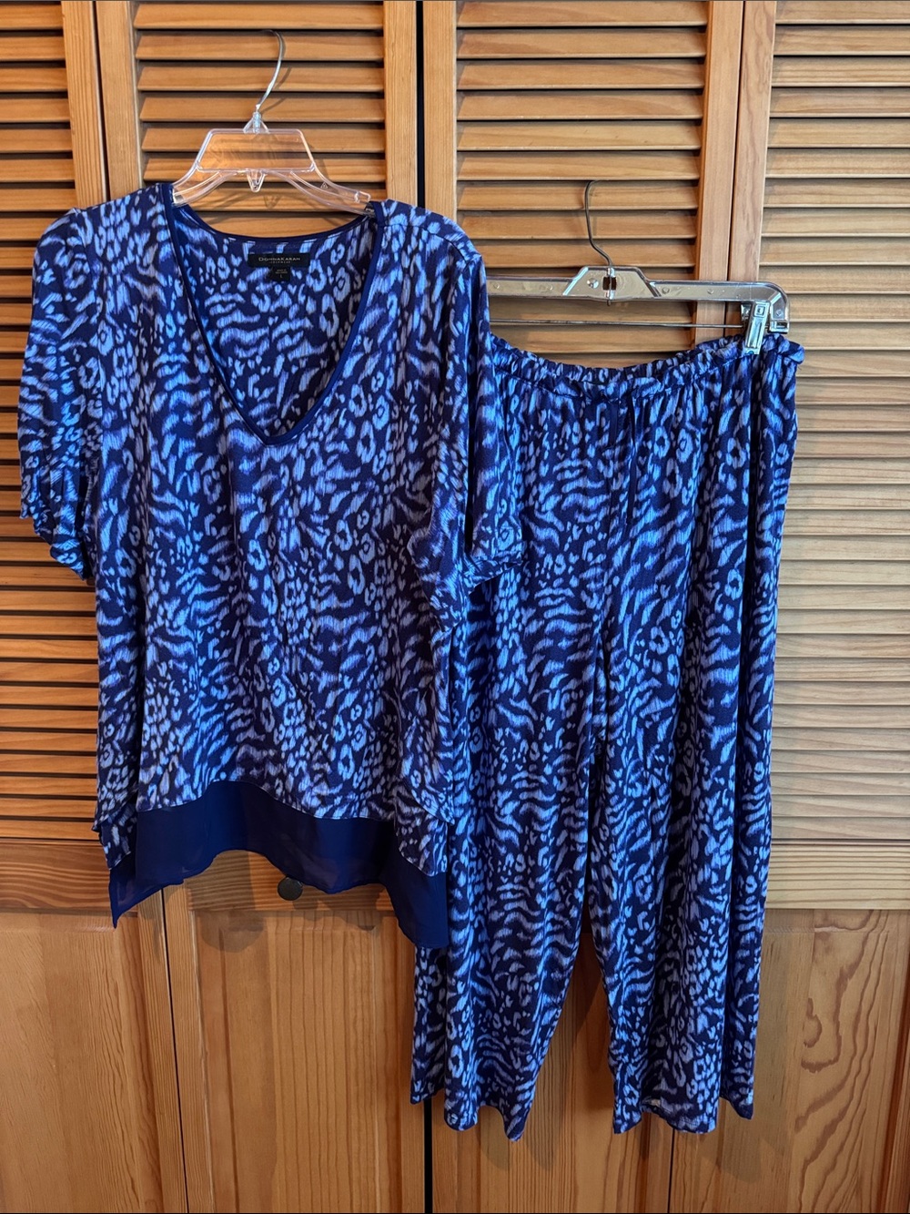 Donna Karan Blue Printed Lounge Set - Two-Piece Sleepwear
